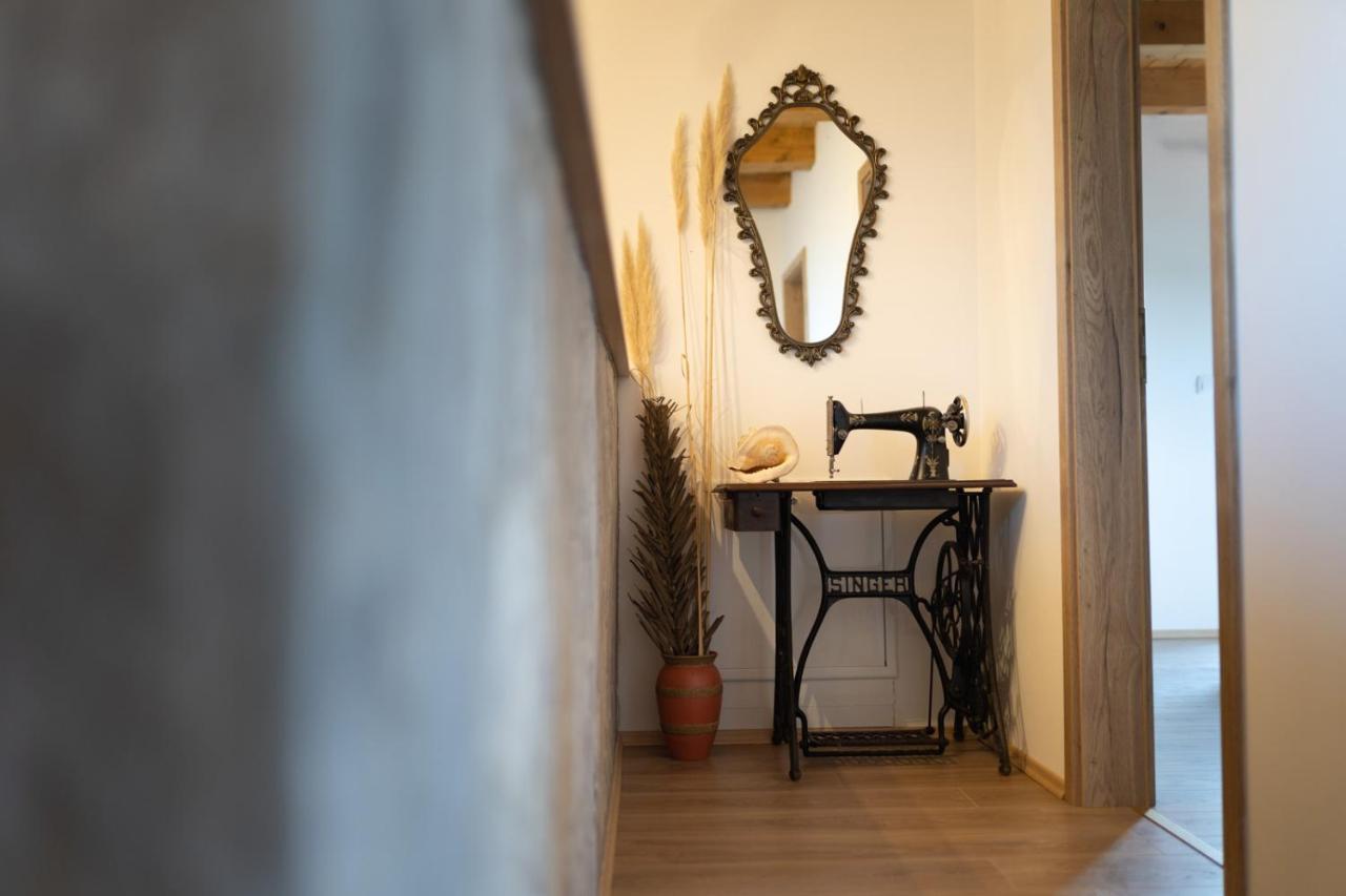 Villa Adastra Malinska Buitenkant foto