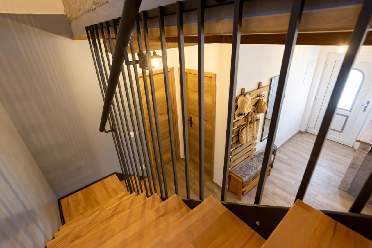 Villa Adastra Malinska Buitenkant foto