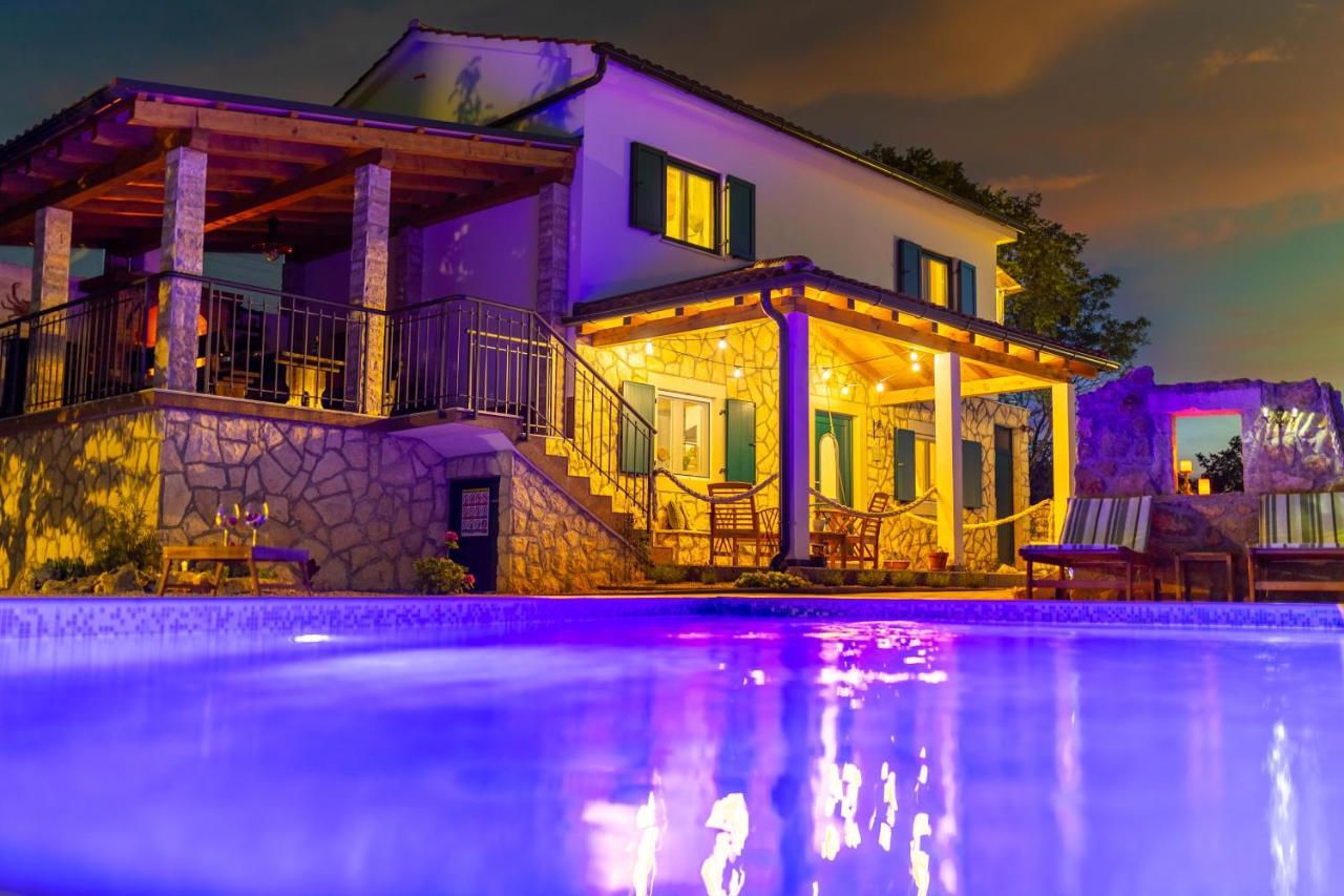 Villa Adastra Malinska Buitenkant foto